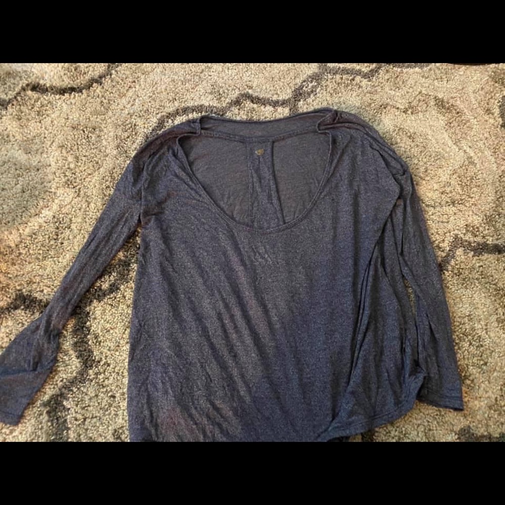Navy blue workout top